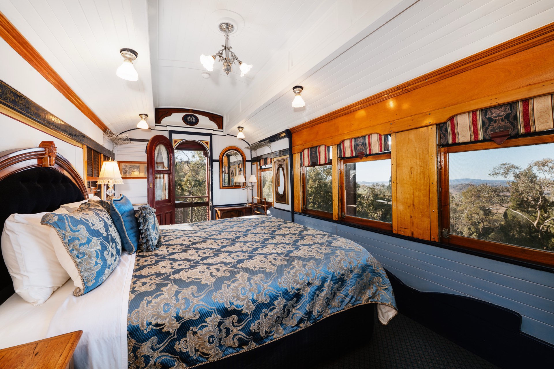 The Pullman - outside